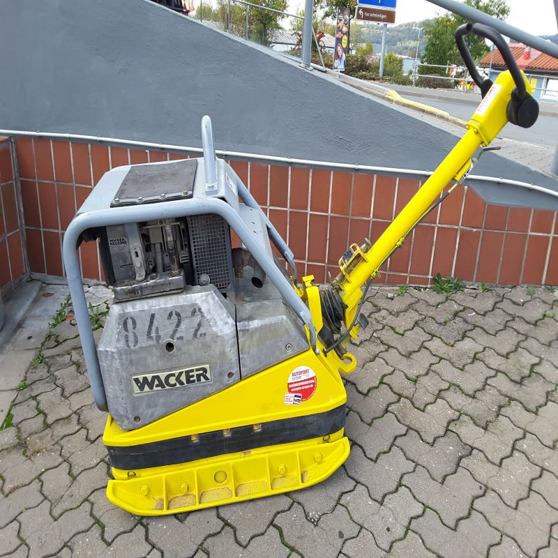 Wacker Rüttelplatte